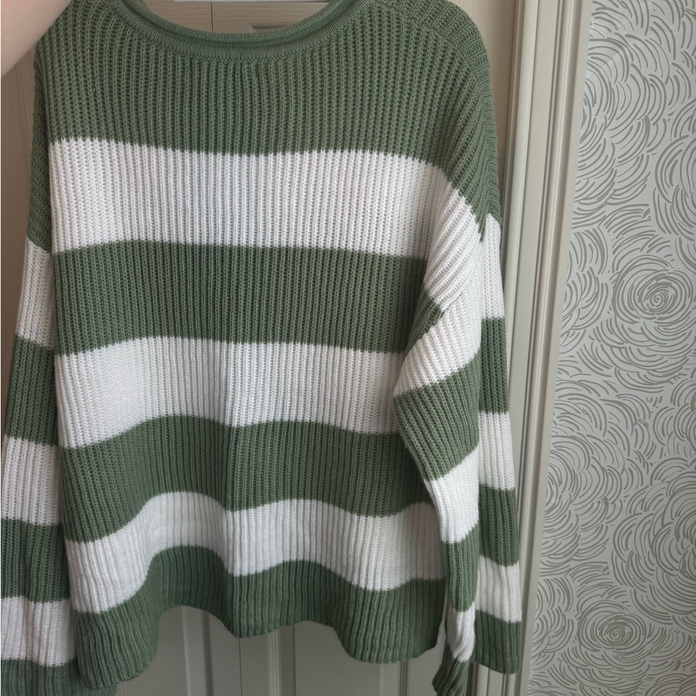 Striped Amazon Sweater - Picture 6 of 7